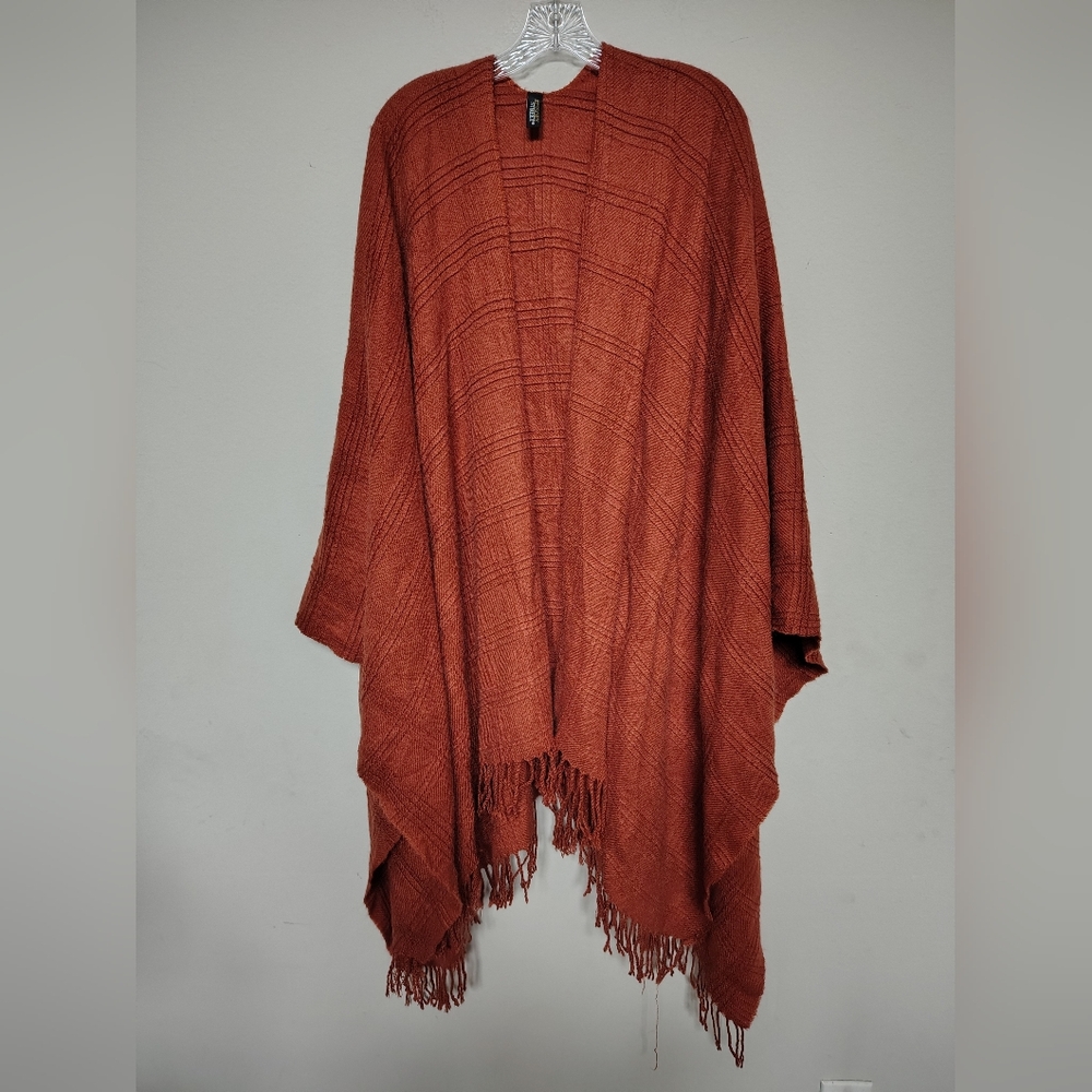 Accessory Street Women's Rust Fringe Sweater